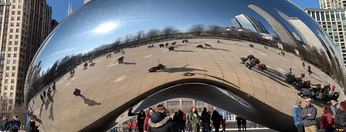 Cloud Gate by Anish Kapoor (2004) is one of Kimmie : понравившиеся места.