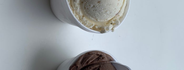 Tanya & Matt's Ice Creamiest is one of Carrollwood Favorites.