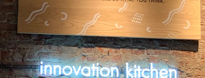 Shake Shack Innovation Kitchen is one of สถานที่ที่ Kimmie ถูกใจ.