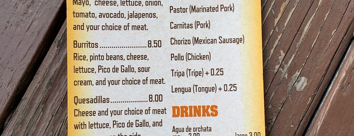 Tacos De Oro is one of Tempat yang Disukai Kimmie.
