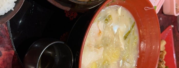 Hunan House is one of The 15 Best Places for Wonton Soup in San Francisco.