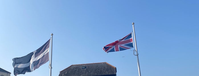 Falmouth Marina is one of Lieux qui ont plu à Darius.