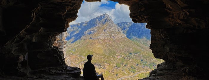 Wally's Cave is one of Cape Town Area.