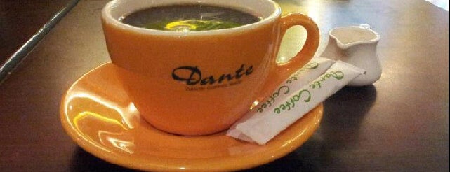 Dante Coffee is one of Lugares favoritos de Nadia.