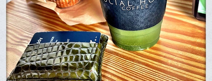 Social House Coffee is one of Posti che sono piaciuti a Brynn.