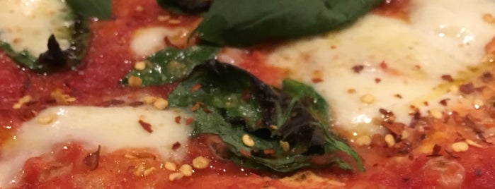 Pizzeria Marghe is one of Nora 님이 좋아한 장소.