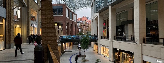 Victoria Square Shopping Centre is one of Grand Tour of Belfast.