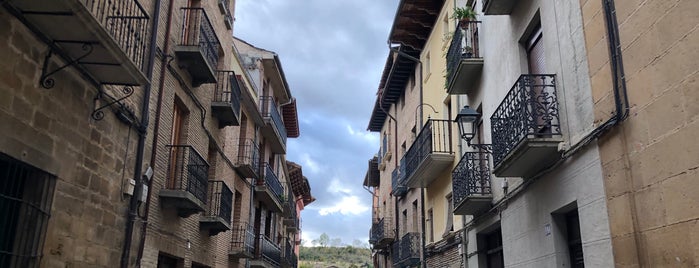 Gares | Puente La Reina is one of Camino de Santiago.