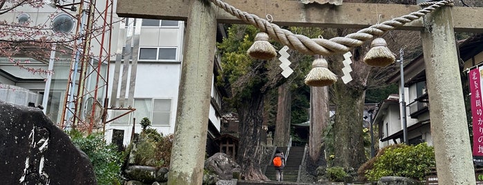 Hie-jinja Shrine is one of 伊豆.