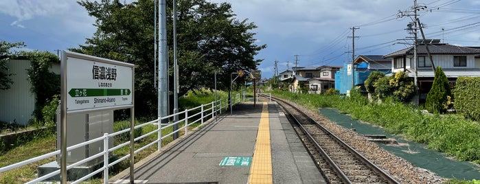 Shinano-Asano Station is one of JR 고신에쓰지방역 (JR 甲信越地方の駅).