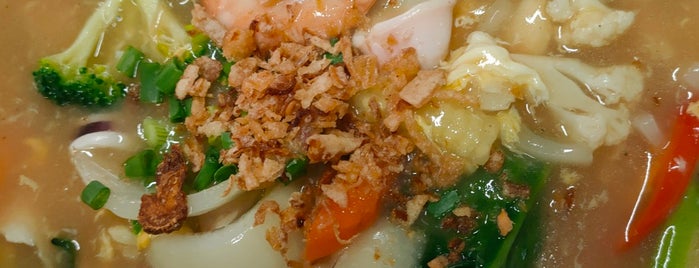 Ayuni Kitchen Tomyam & Seafood is one of @Kuantan,Phg #3.