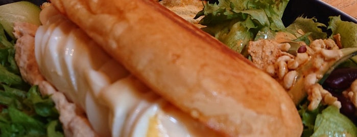 Rib & Baguette is one of Lugares favoritos de leon师傅.