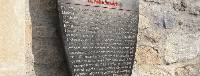 La Folie Sandrin is one of Paris secret et insolite.