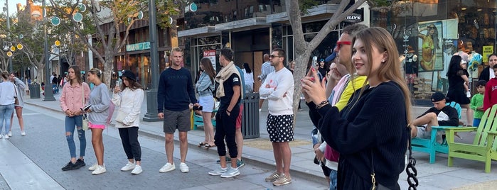 Promenade Street Performers is one of Santa Monica.