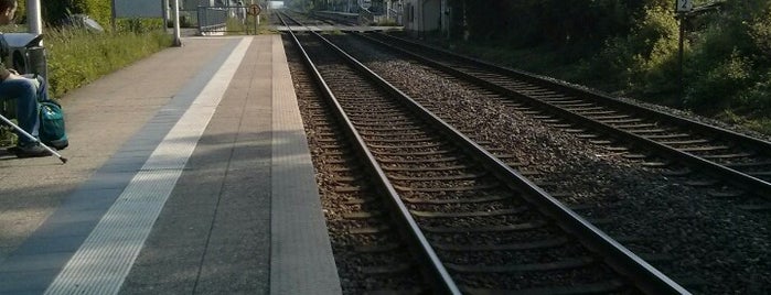 Bahnhof Kapellen-Wevelinghoven is one of Bf's Niederrheinisches Land.