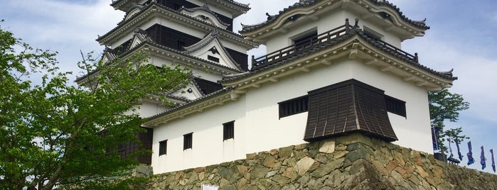 Ōzu Castle is one of 100 "MUST-GO" castles of Japan 日本100名城.