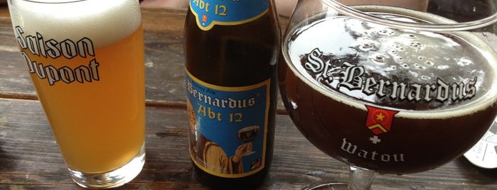 De Biertuin is one of Craft beer Amsterdam.
