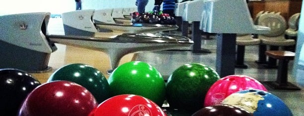 Sunshine Lanes is one of Bowling Alleys.