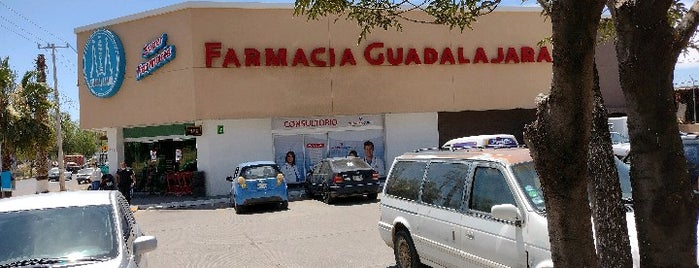 Farmacia Guadalajara is one of TIENDAS 2.