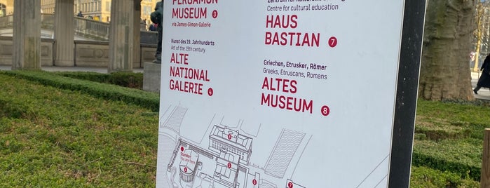 旧国立美術館 is one of Berlin.