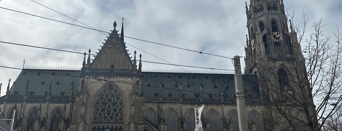 Mariendom (Neuer Dom) is one of Sightseeing Linz.