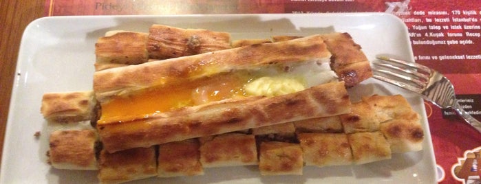 Meşhur Pide is one of Karatas52さんの保存済みスポット.
