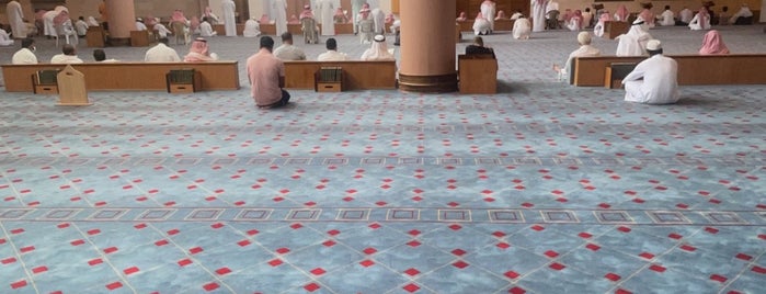 Prince Faisal Bin Fahad Mosque is one of Meem'in Beğendiği Mekanlar.