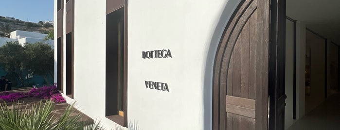 Bottega Veneta is one of Mykonos 🇬🇷.