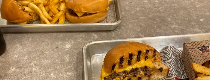 Burger Hunch is one of Riyadh Food.