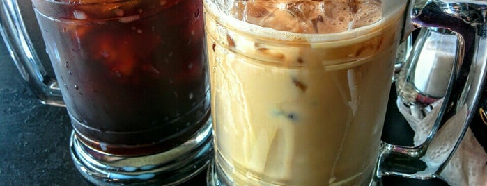 Bushbaby Coffee & Teahouse is one of Caffeine Injection.