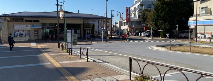 Higashi-Kitazawa Station (OH06) is one of 世田谷区.