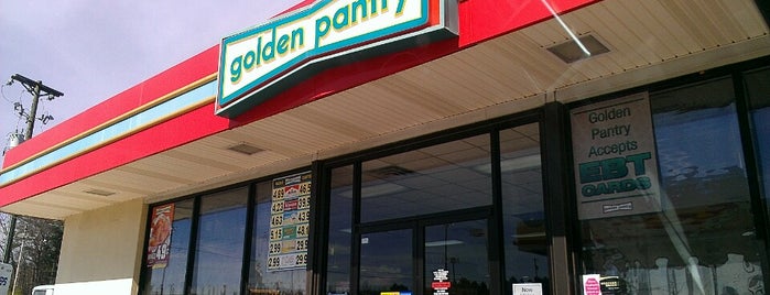 Golden Pantry is one of Tempat yang Disukai Chester.