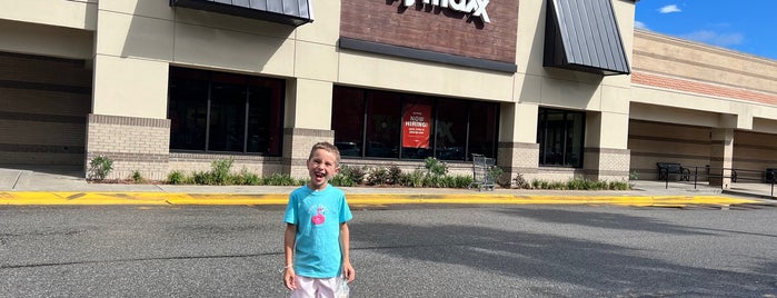 T.J. Maxx is one of Daufuskie and Beyond SC TO DO.