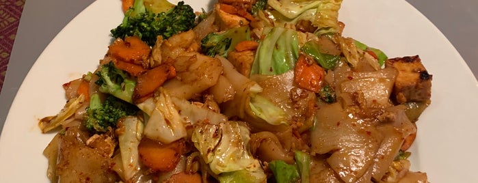 Wedgwood II Vegetarian Thai is one of Mozzer favorites.