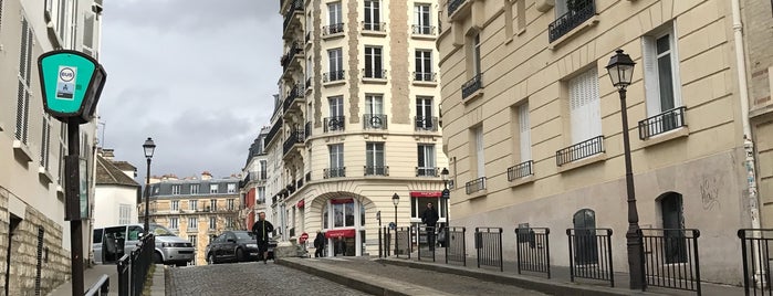 Montmartre is one of สถานที่ที่บันทึกไว้ของ Thomas.
