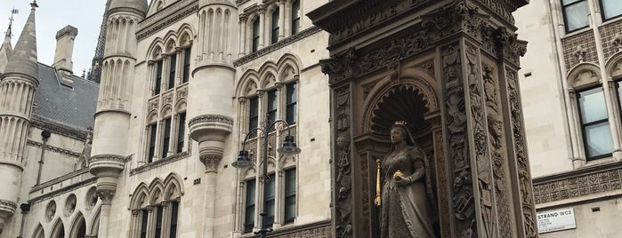 Aldwych is one of London's Neighbourhoods & Boroughs.