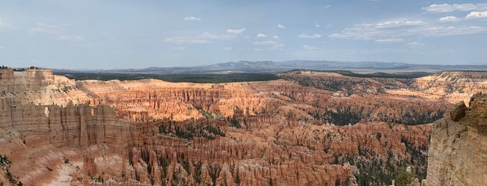 Bryce Canyon Amphitheatre is one of Darcy 님이 저장한 장소.