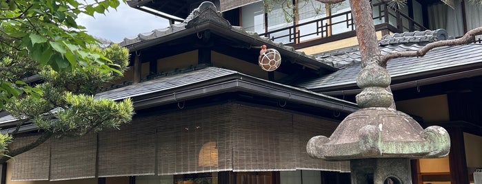 よーじや 清水産寧坂店 is one of Kyoto.