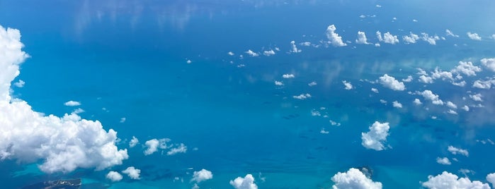 Turks and Caicos Islands is one of Из Майами.