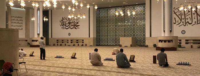 مسجد المرحوم عبدالله بن سعيد الكندي is one of Posti che sono piaciuti a MAQ.