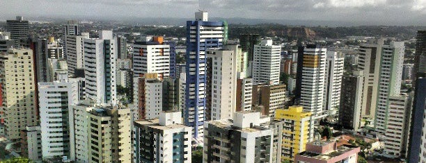 Recife is one of As cidades mais populosas do Brasil.