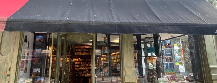 Livraria Latina is one of Bookstores.