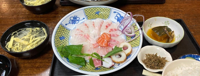 和食 十両 is one of 京都の出張時の飯屋.