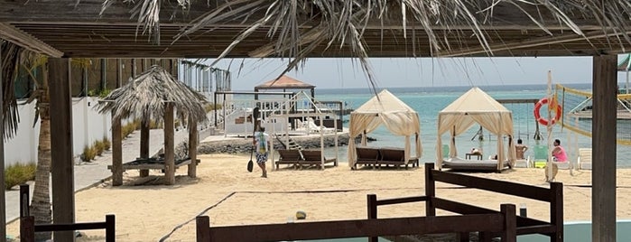 Private Beach is one of Lugares guardados de Ahmad🌵.