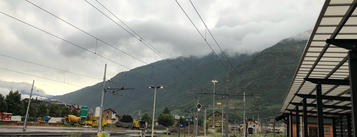 Stazione Tirano (RFI) is one of Rebecaさんのお気に入りスポット.