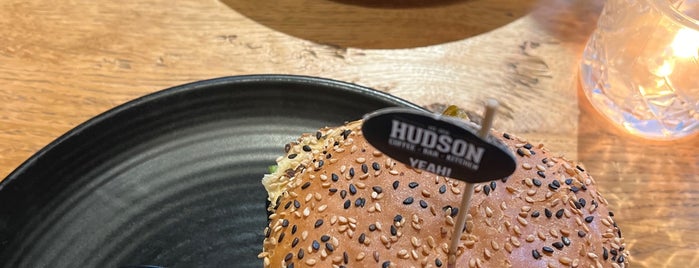 Hudson Bar & Kitchen is one of Den Haag.