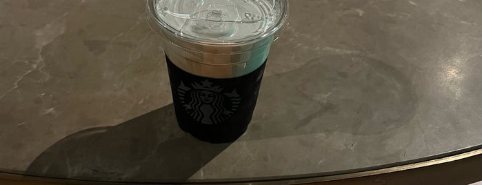 Starbucks is one of Jawaher 🕊 님이 좋아한 장소.