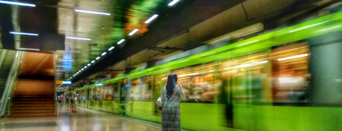 Merinos Metro İstasyonu is one of M1 Emek - Kestel Metro Hattı.