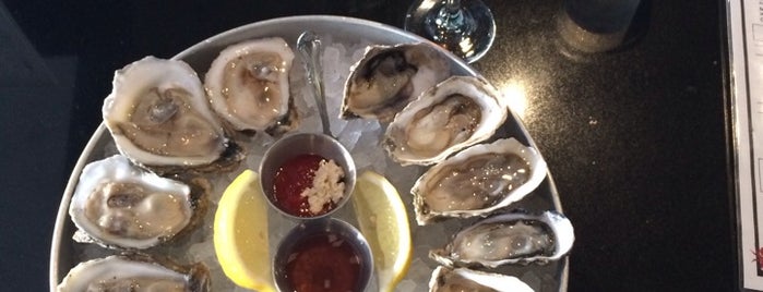 Mission Street Oyster Bar is one of $1 HH Oysters SF.