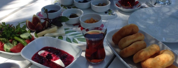 Zeytinaltı is one of Kahvaltı.